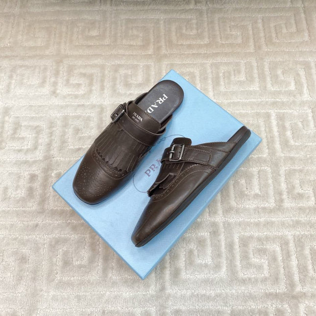 TASSEL MULES IN WALNUT BROWN LAMBSKIN