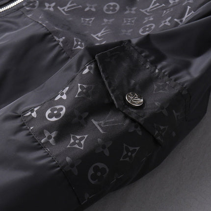 LV BLACK HOODED JACKET 238990