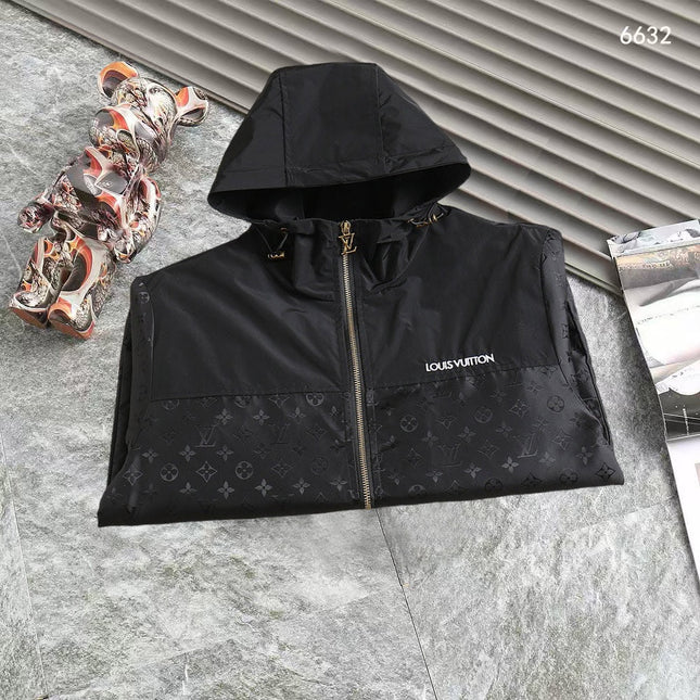 LV BLACK HOODED JACKET 239167