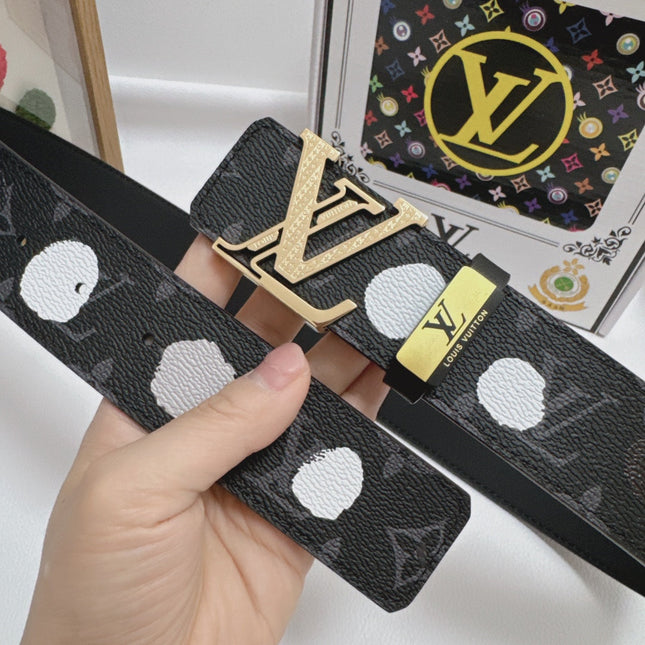 BELT 38MM IN BLACK CALFSKIN WITH WHITE POLKA DOT PATTERN AND 24K GOLD PLATED STEEL BUCKLE