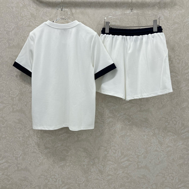 LOEWE SHORT-SLEEVE T-SHIRT AND SHORTS SET 275216