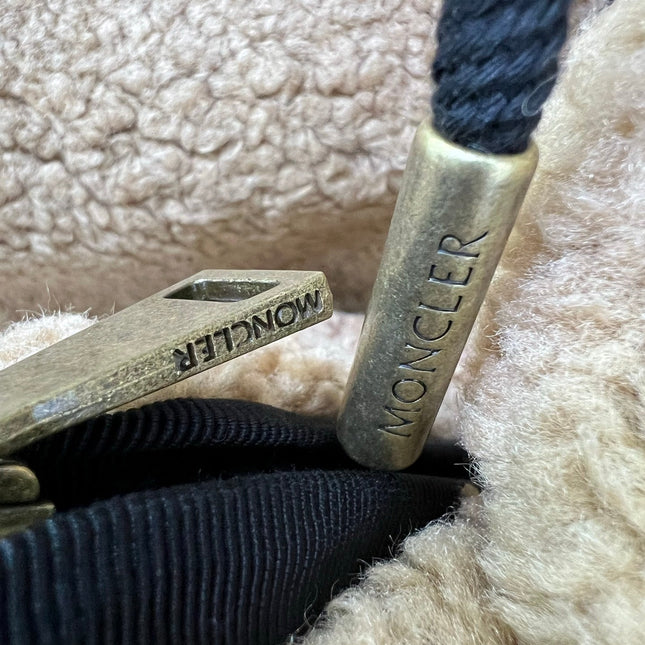 MONCLER 25S SHEARLING JACKET 302803