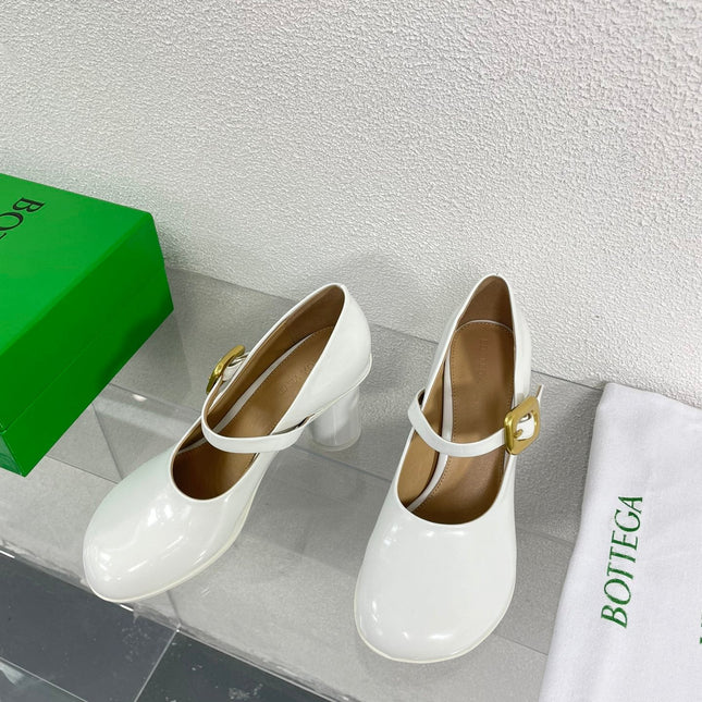 ATOMIC MARY-JANE PUMP 9 CM IN WHITE CALFSKIN