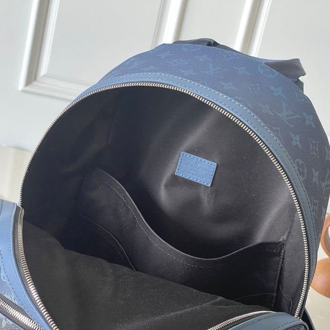 DISCOVERY BACKPACK PM 38 AEGEAN BLUE AND BLACK MONOGRAM GRADIENT CANVAS