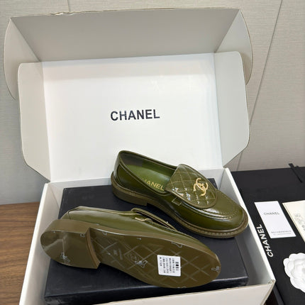 MOCCASIN 2.5 CM IN ARMY GREEN PREMIUM LAMBSKIN