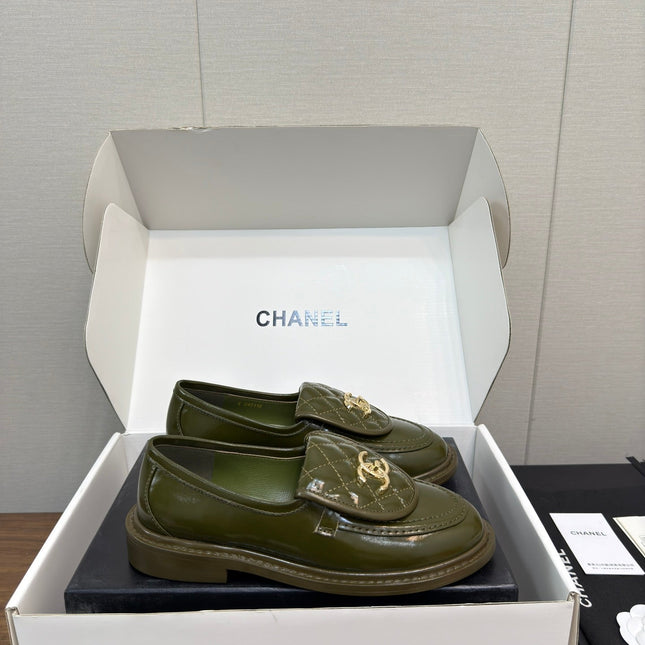 MOCCASIN 2.5 CM IN ARMY GREEN PREMIUM LAMBSKIN