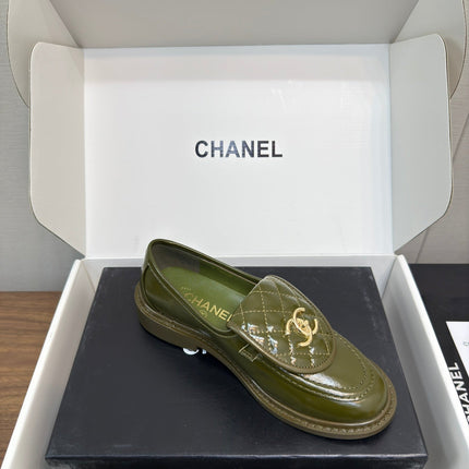 MOCCASIN 2.5 CM IN ARMY GREEN PREMIUM LAMBSKIN