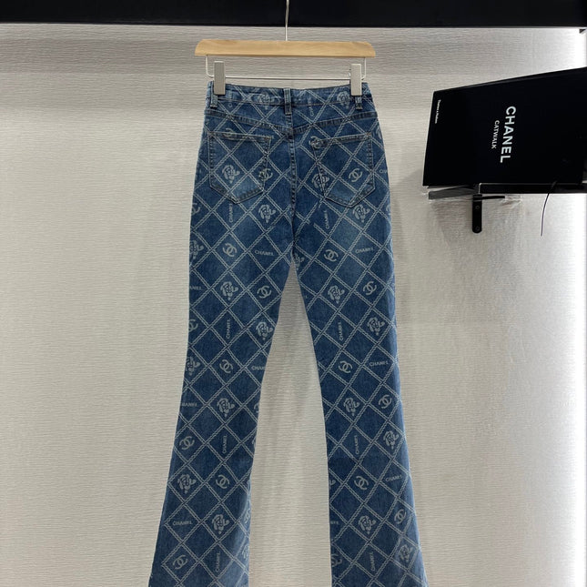 CHANEL FLARED JEANS WITH LOGO PRINT 263984