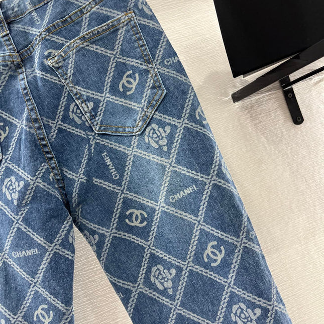 CHANEL FLARED JEANS WITH LOGO PRINT 263984