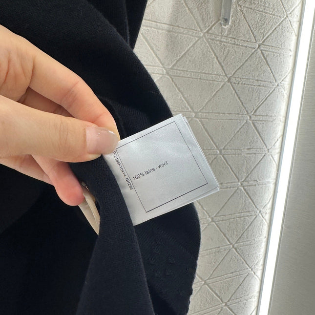 CHANEL 25S SHORT SLEEVE SWEATER 265520