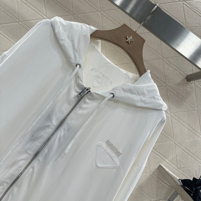 LV HOODED JACKET 272378