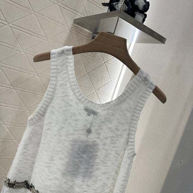 CHANEL SLEEVELESS TOP 272292