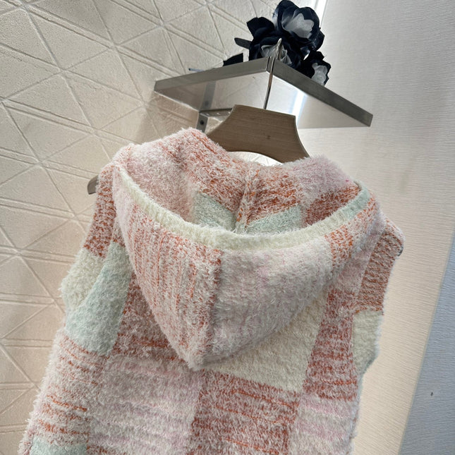 CHANEL SLEEVELESS KNIT HOODIE 276508