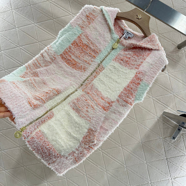 CHANEL SLEEVELESS KNIT HOODIE 276508