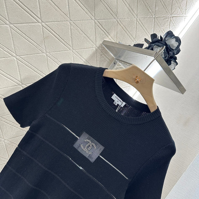 CHANEL FITTED SHORT-SLEEVE KNIT TOP 276496