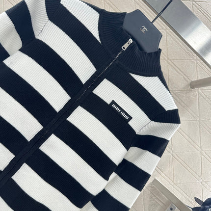 MIUMIU ZIP-UP KNIT TOP STYLE 21