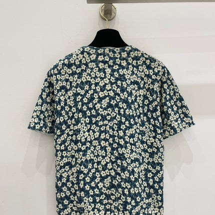 Chanel T-shirts and cut-and-sewn tops 229466