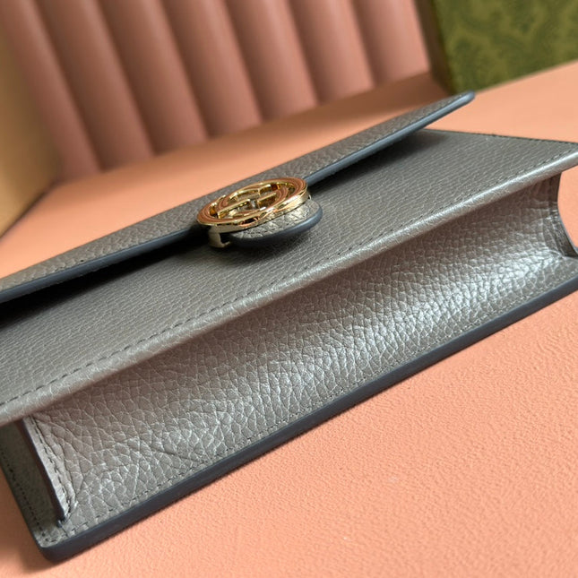 INTERLOCKING WOC 20 IN GRAY GRAINY CALFSKIN GOLD HARDWARE