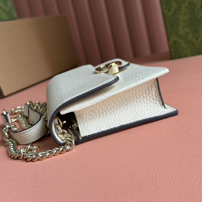 INTERLOCKING WOC 20 IN WHITE GRAINY CALFSKIN GOLD HARDWARE