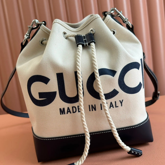 DRAWSTRING SHOULDER BAG LOGO PRINT 31 IN WHITE CANVAS DARK BLUE CALFSKIN