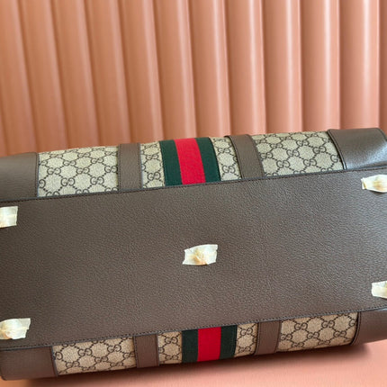 SAVOY MEDIUM DUFFLE BAG 44 IN BEIGE AND EBONY GG SUPREME CANVAS