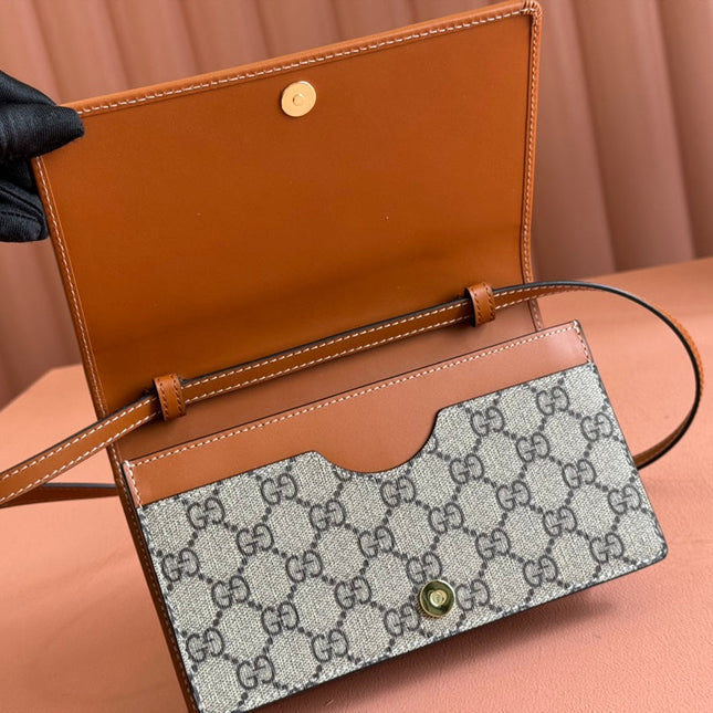 EMBLEM WALLET GG MONOGRAM 20 IN BEIGE AND DARK BROWN GG CALFSKIN