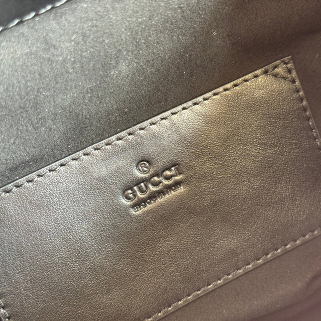 MARMONT BACKPACK 20 IN BLACK CALFSKIN GOLD HARDWARE