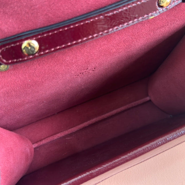 DIONYSUS MEDIUM SHOULDER BAG 22 IN ROSSO ANCORA RED GG GLOSSY LAMBSKIN