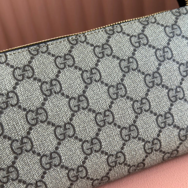 RUBBER EFFECT SMALL WALLET ON CHAIN 22.5 IN BEIGE AND DARK BROWN GG CALFSKIN