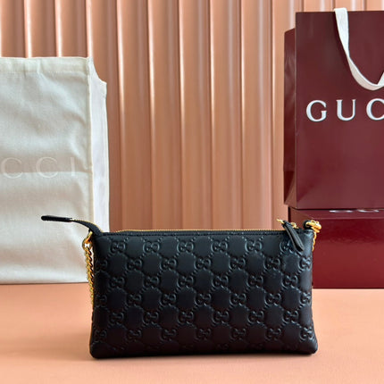 RUBBER EFFECT SMALL WALLET ON CHAIN 22.5 IN BLACK CALFSKIN