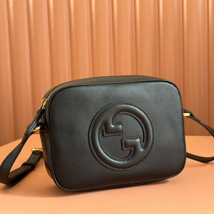 BLONDIE SMALL SHOULDER BAG 21 IN BLACK SMOOTH CALFSKIN