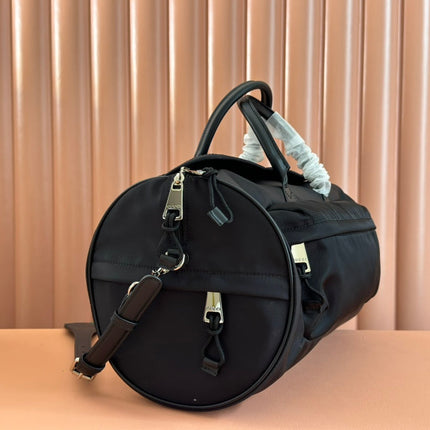 GG SMALL DUFFLE BAG 42 IN BLACK CANVAS