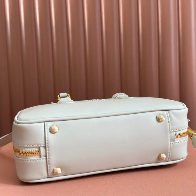 ARCADIE BAG 27 IN WHITE CALFSKIN EMBOSSED LOGO