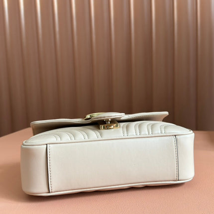 MARMONT MEDIUM SHOUDER BAG 23 IN LIGHT BEIGE CALFSKIN