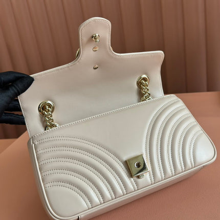 MARMONT MEDIUM SHOUDER BAG 26 IN LIGHT BEIGE CALFSKIN