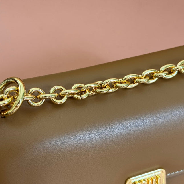 CHAIN SHOULDER BAG 24 IN PEANUT BROWN PATENT SMOOTH CALFSKIN