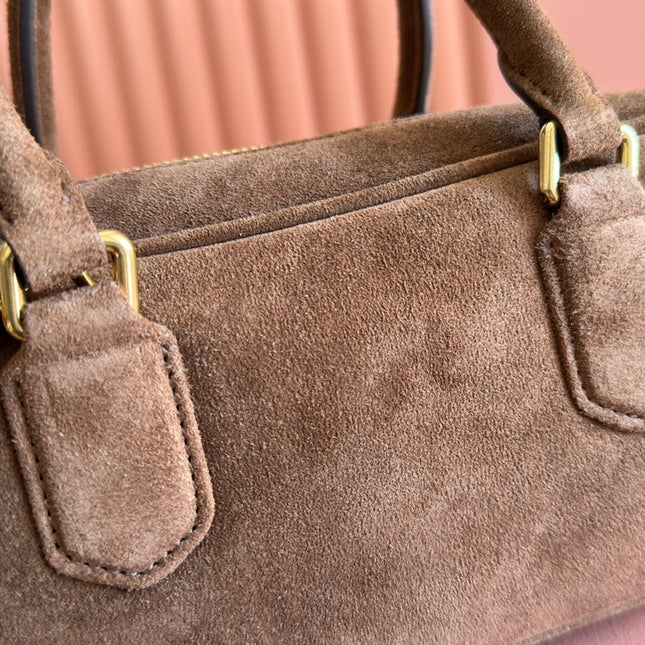 ARCADIE BAG 27 IN CEDAR BROWN SUEDE GOLD HARDWARE