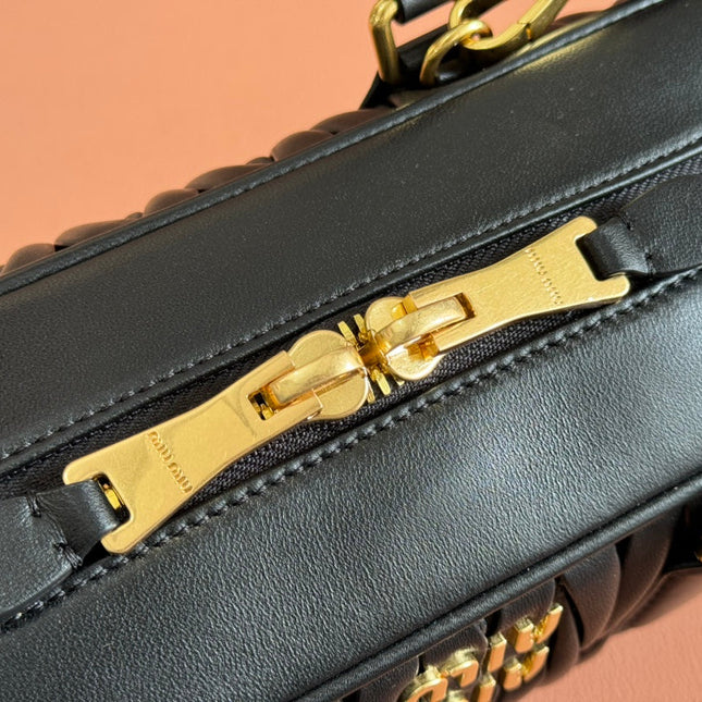 ARCADIE MATELASSÉ BAG 27 IN BLACK CALFSKIN GOLD HARDWARE