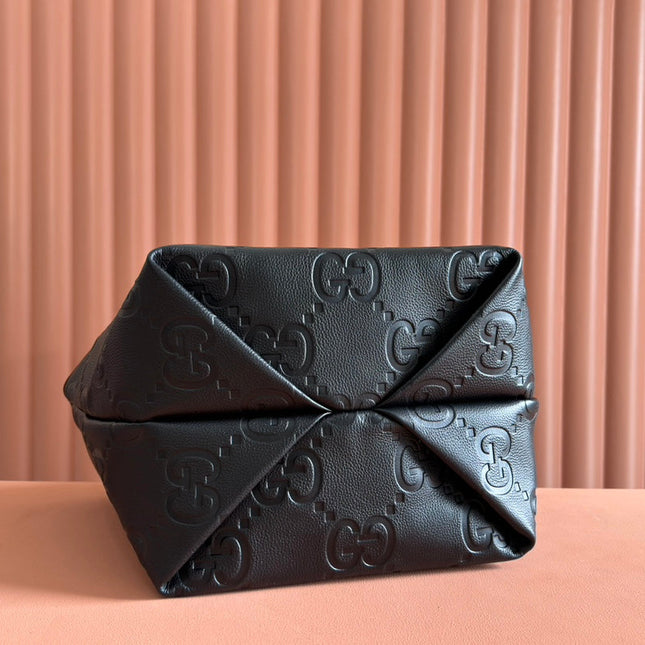 EMBLEM MEDIUM TOTE BAG 30 IN BLACK GG CALFSKIN