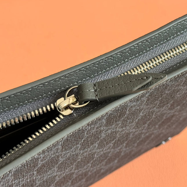 NEO VINTAGE 26 GG SUPREME POUCH IN BLACK CANVAS