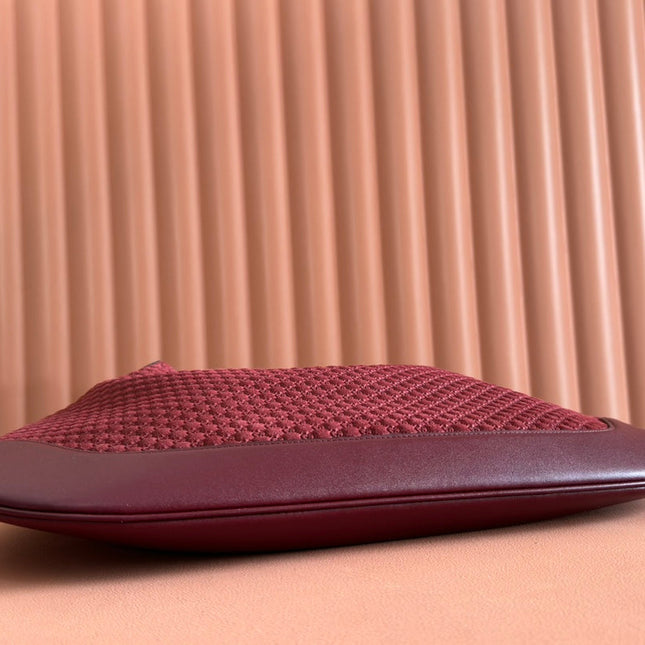 B LARGE SHOULDER BAG 49 IN ROSSO ANCORA RED GG EMBOSSED SUEDE