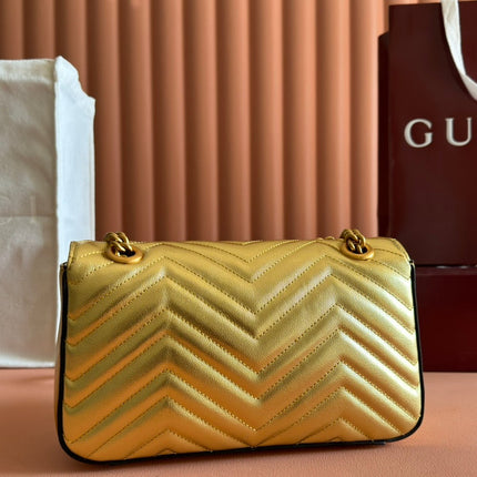 MARMONT MEDIUM SHOUDER BAG 26 IN YELLOW GLOSSY CALFSKIN