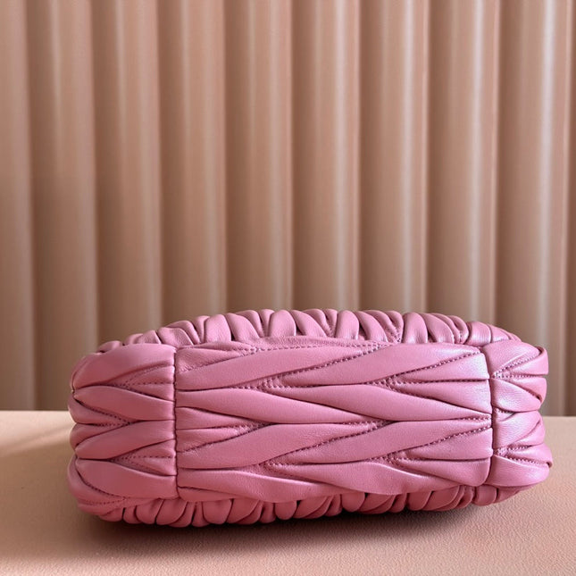 WANDER MATELASSÉ HANDBAG 23 IN CONTESSA PINK LAMBSKIN