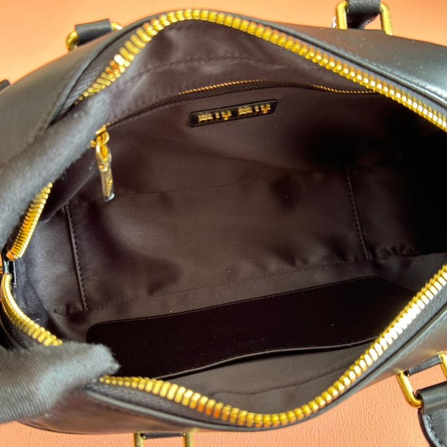 ARCADIE MATELASSÉ BAG 24 IN BLACK LAMBSKIN GOLD HARDWARE