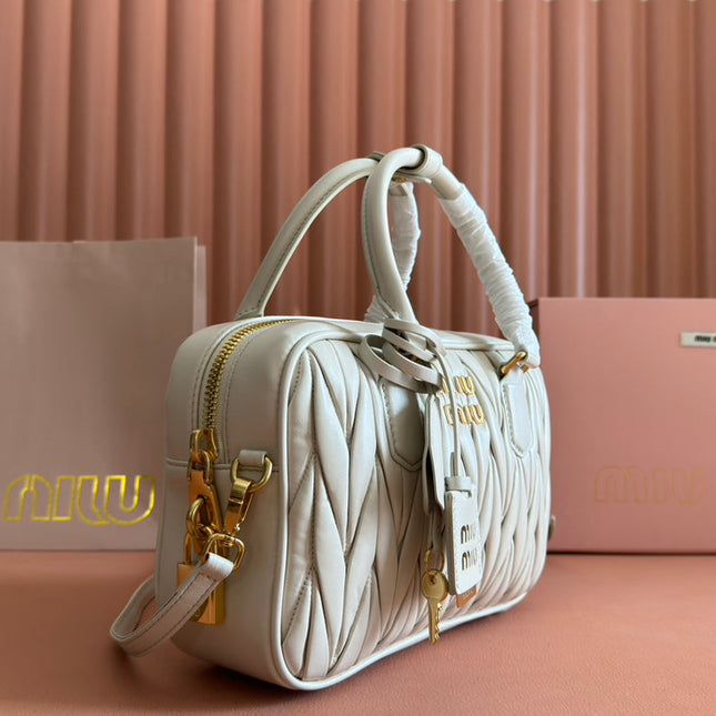 ARCADIE MATELASSÉ BAG 24 IN WHITE LAMBSKIN GOLD HARDWARE
