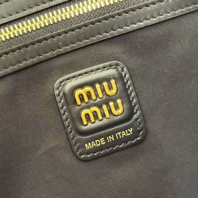 IVY 40 TOTE IN BLACK PATENT CALFSKIN