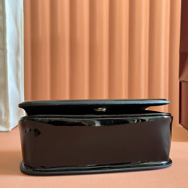 SMALL BLONDIE SHOULDER BAG 21.5 IN BLACK PATENT CALFSKIN