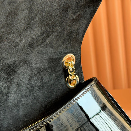 MEDIUM BLONDIE SHOULDER BAG 26.5 IN BLACK PATENT CALFSKIN