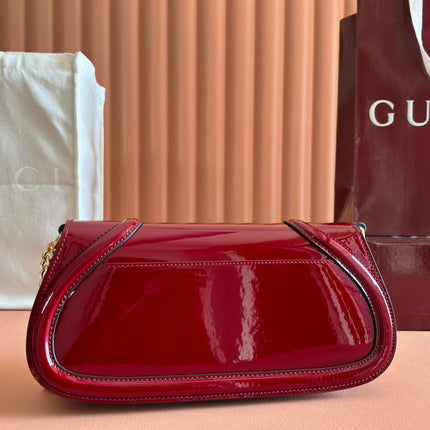 MEDIUM BLONDIE SHOULDER BAG 26.5 IN RED PATENT CALFSKIN