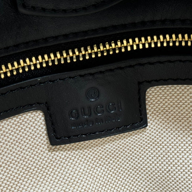 73 SMALL BUCKET BAG 20 IN NATURAL CANVAS AND BLACK CALFSKIN